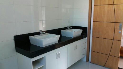 Casa em Condomínio, Condomínio Estância Real, 4 Quartos, 8 Vagas, 3 Suítes