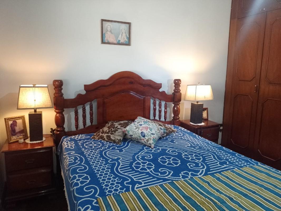 Casa, Coqueiros, 3 Quartos, 2 Vagas, 1 Suíte