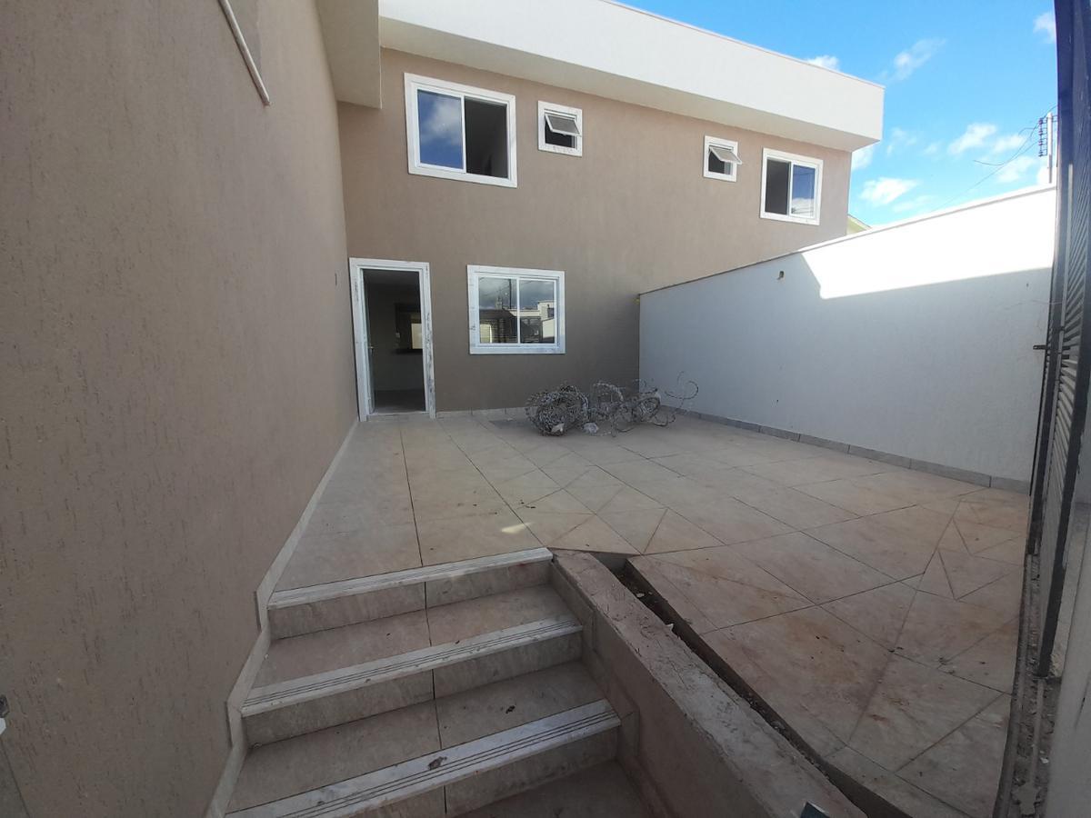 Casa, Esplanada, 3 Quartos, 2 Vagas, 1 Suíte