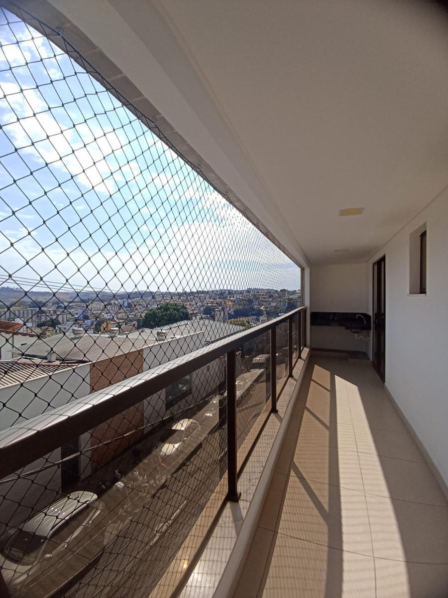 Apartamento, Centro, 3 Quartos, 2 Vagas, 1 Suíte