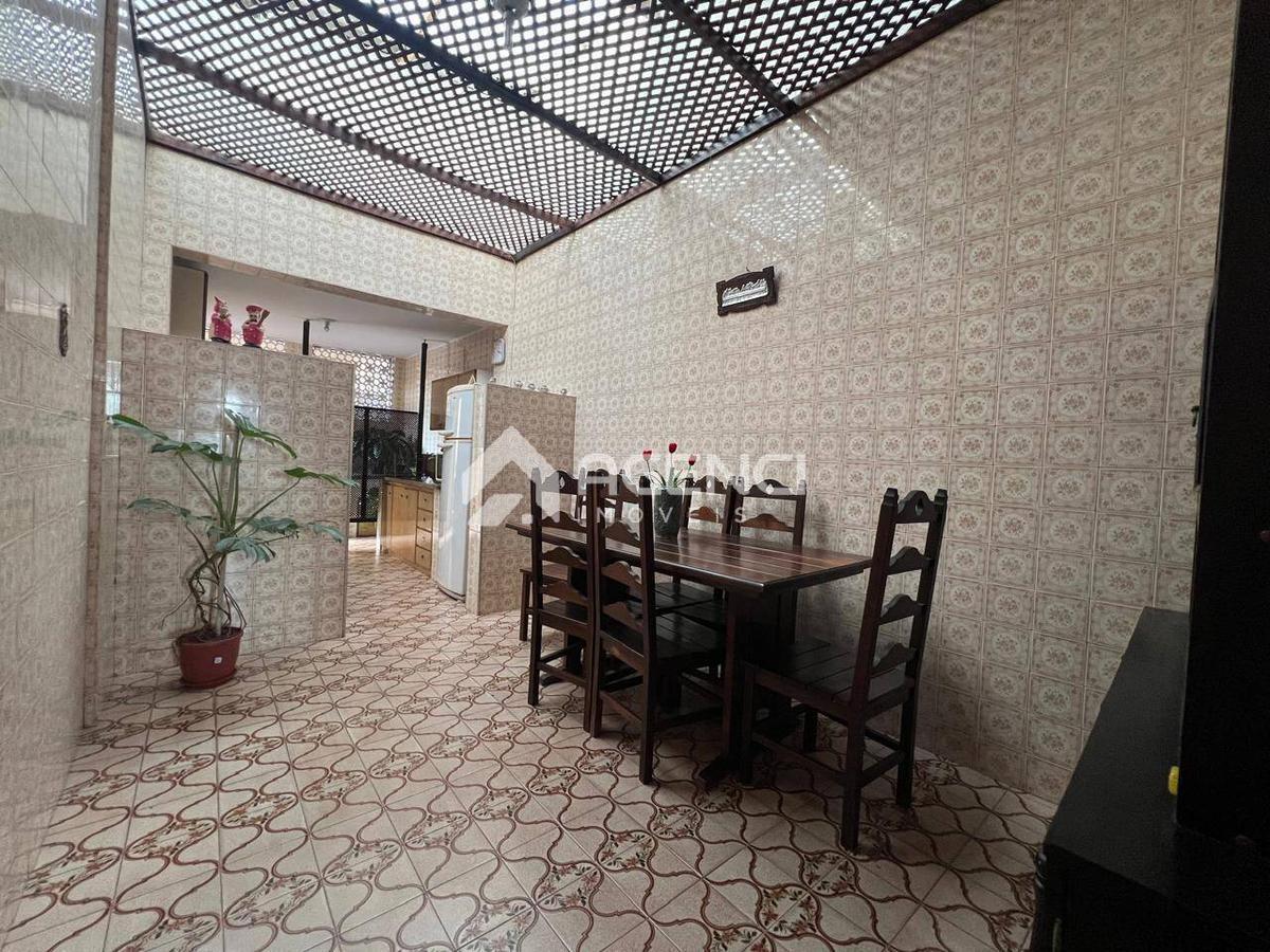 Casa, Camargos, 3 Quartos, 0 Vaga, 0 Suíte