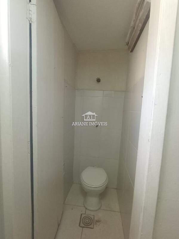 Andar, Centro, 0 Quarto, 0 Vaga