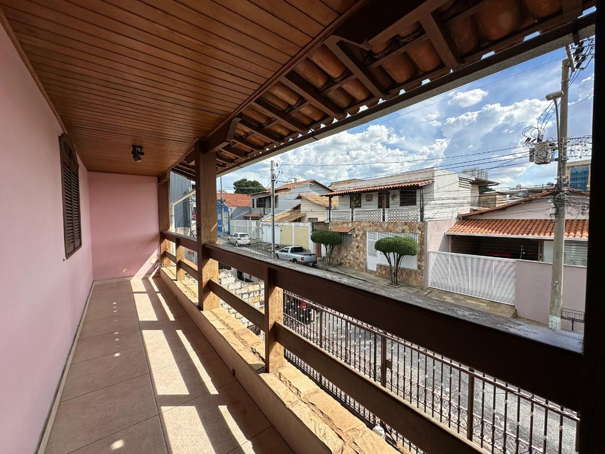 Casa, Ipiranga, 4 Quartos, 3 Vagas, 1 Suíte