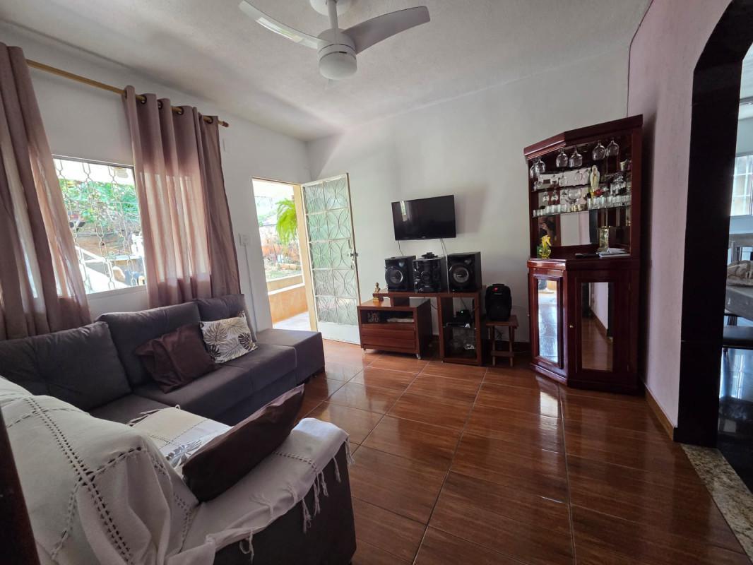 Casa, Dom Bosco, 3 Quartos, 4 Vagas, 1 Suíte