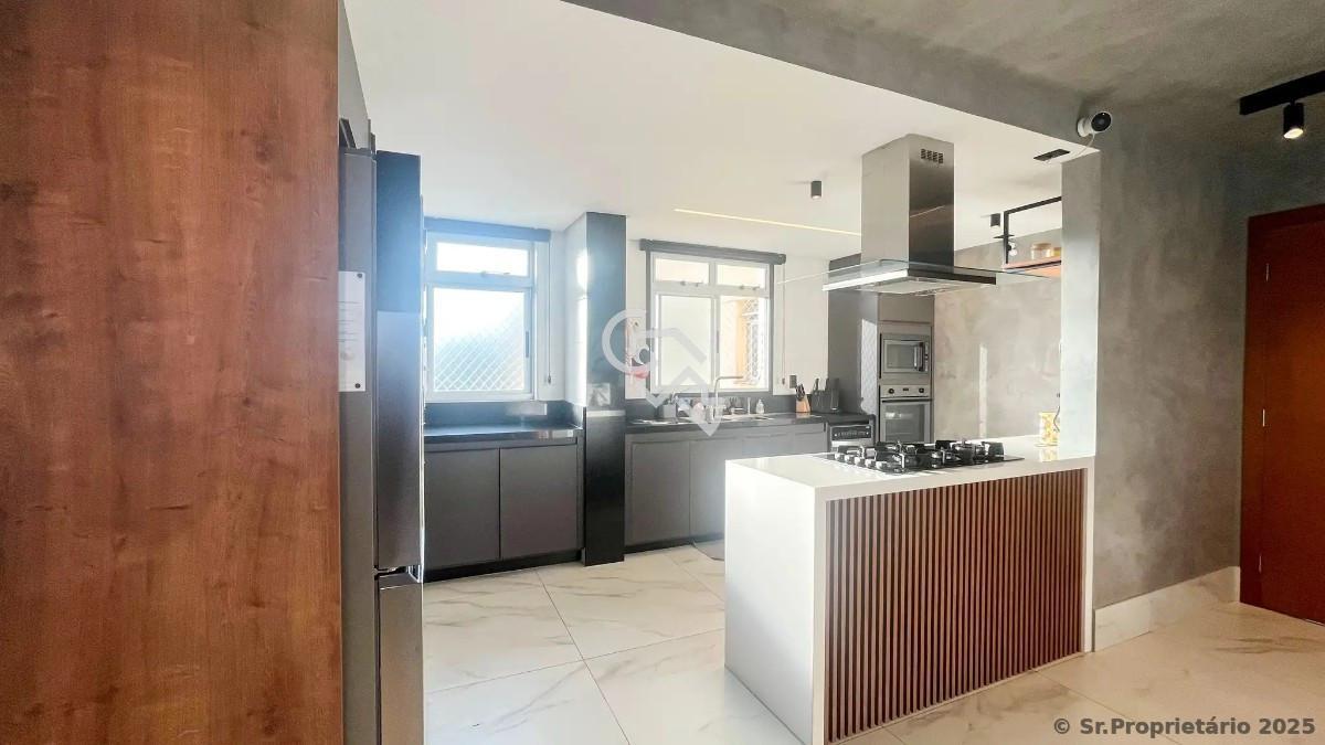Apartamento, Luxemburgo, 3 Quartos, 4 Vagas, 2 Suítes