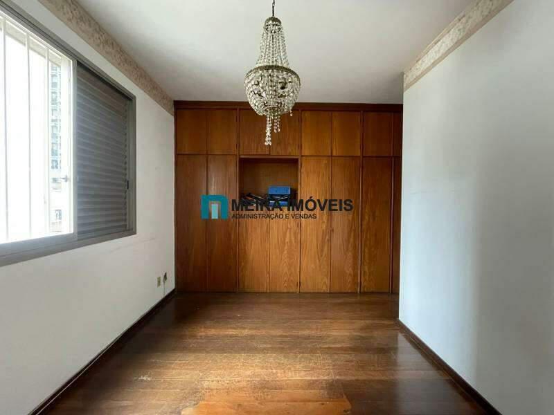 Apartamento, Funcionários, 4 Quartos, 2 Vagas, 1 Suíte