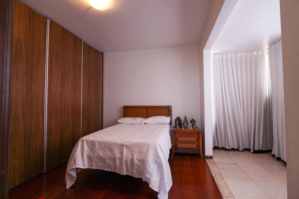 Apartamento, Liberdade, 4 Quartos, 2 Vagas, 1 Suíte