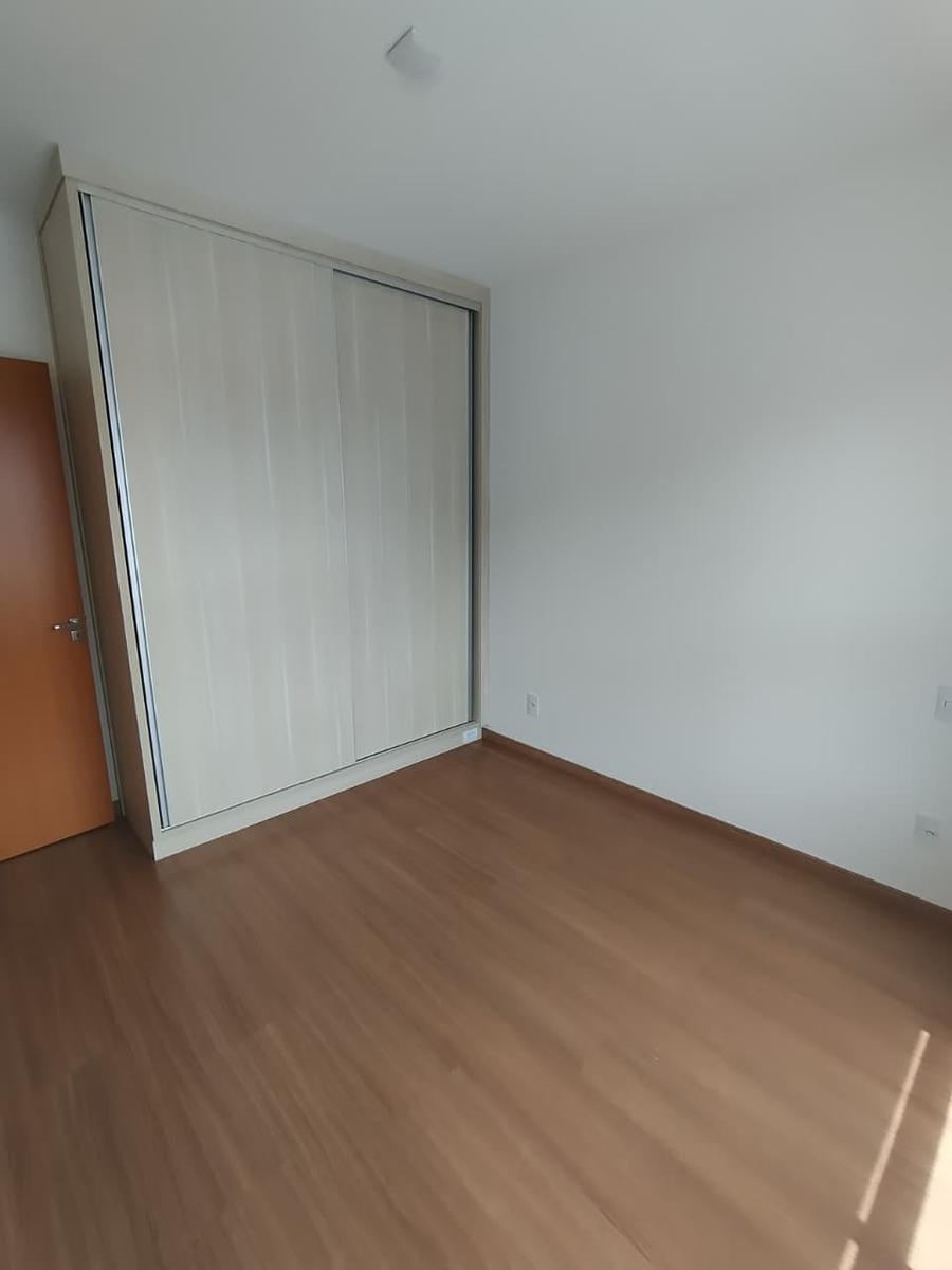 Apartamento, Centro, 3 Quartos, 2 Vagas, 1 Suíte