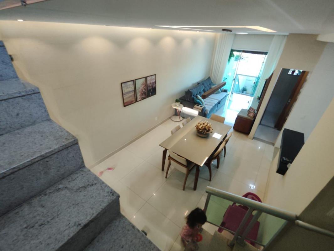 Casa, Parque Xangri-lá, 3 Quartos, 4 Vagas, 1 Suíte