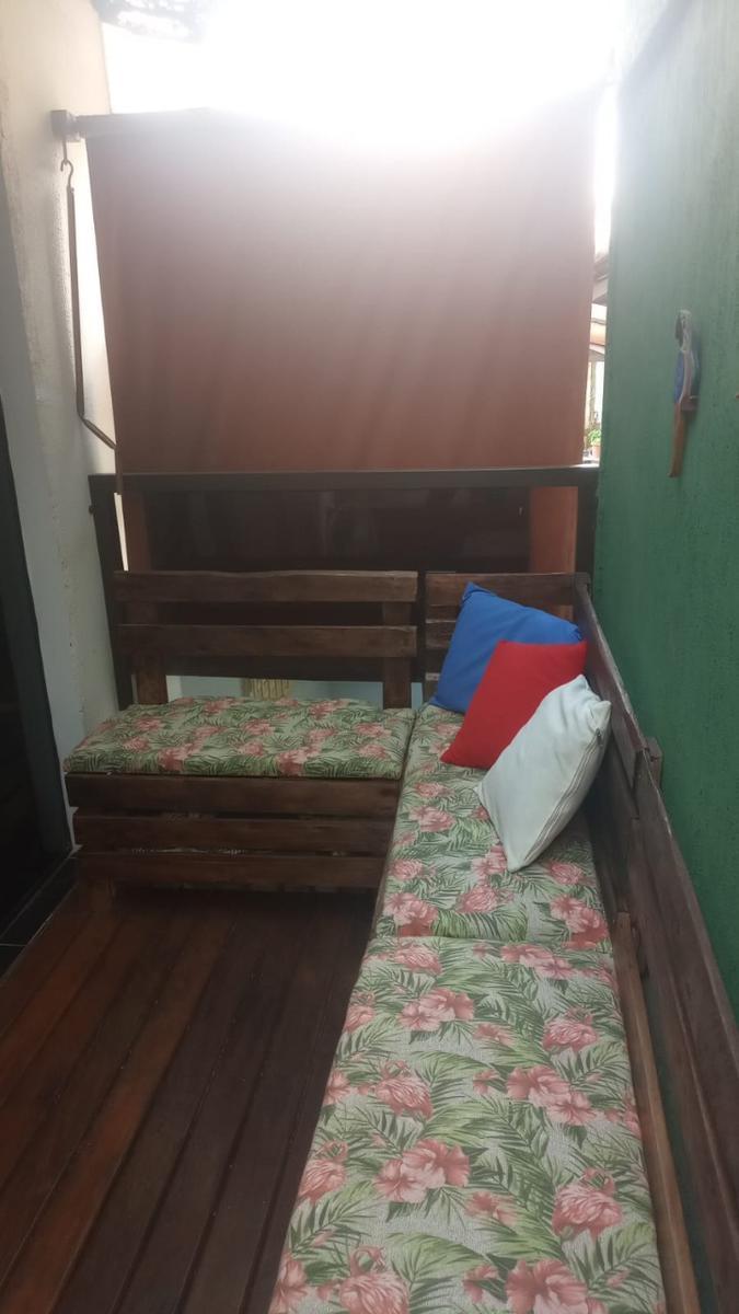 Casa, Fernão Dias, 2 Quartos, 1 Vaga