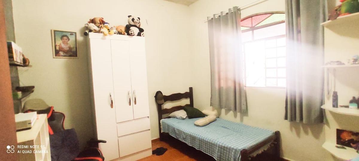 Casa, Santa Terezinha, 6 Quartos, 3 Vagas, 1 Suíte