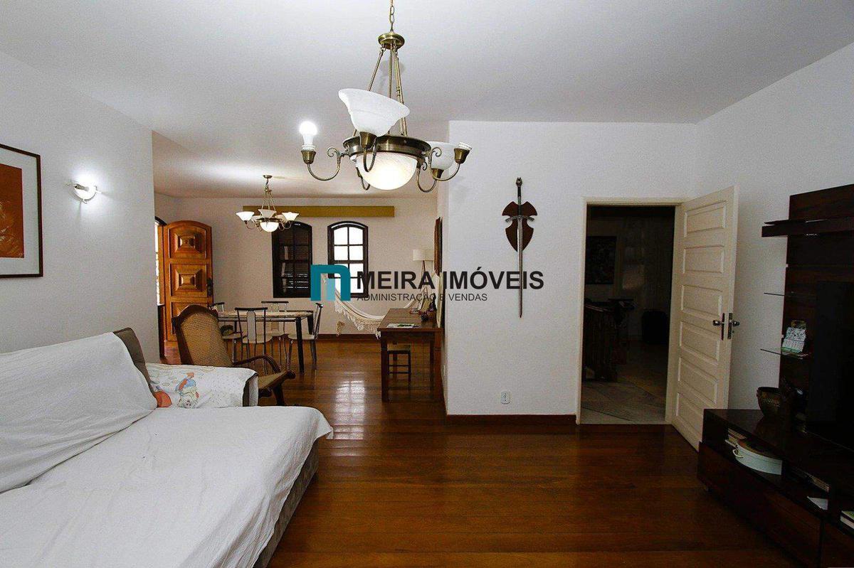 Casa, Santo Antônio, 5 Quartos, 4 Vagas, 2 Suítes