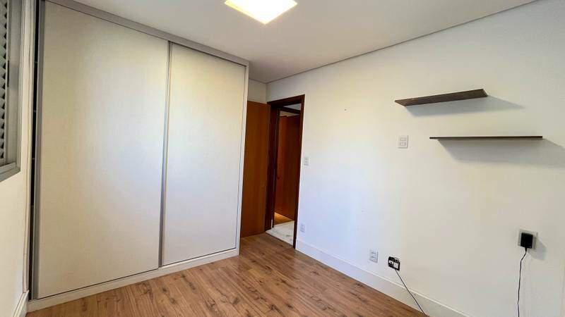 Apartamento, Luxemburgo, 3 Quartos, 1 Vaga, 1 Suíte