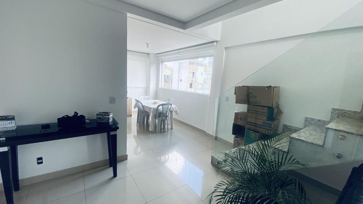 Cobertura, Cabral, 4 Quartos, 2 Vagas, 2 Suítes