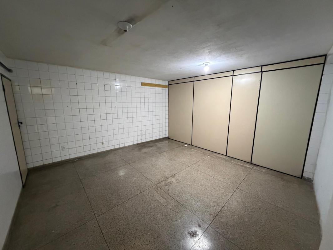 Galpão, Ana Lúcia, 5 Quartos, 0 Vaga