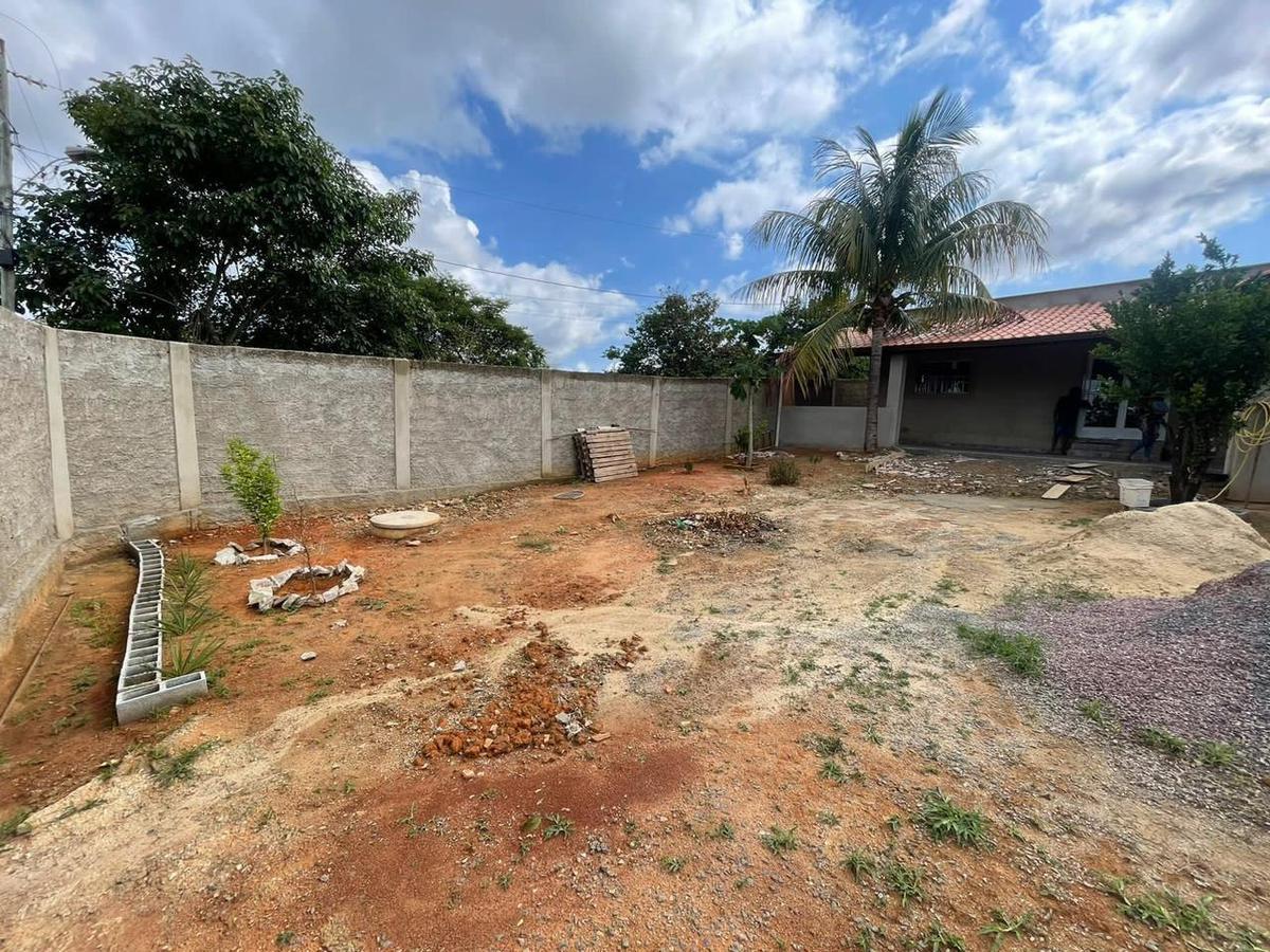 Casa, Centro, 2 Quartos, 15 Vagas, 1 Suíte