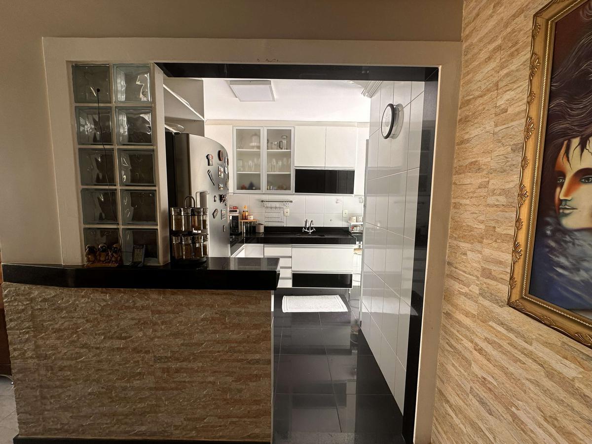 Casa, Fernão Dias, 3 Quartos, 2 Vagas, 1 Suíte