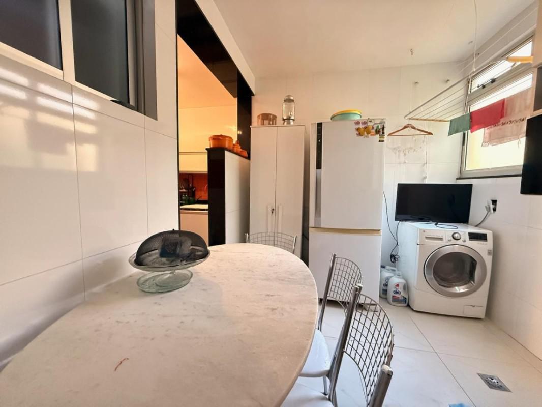 Apartamento, Floresta, 3 Quartos, 2 Vagas, 1 Suíte