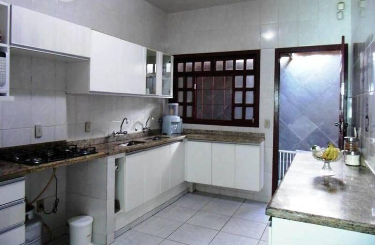 Casa, Niterói, 3 Quartos, 2 Vagas, 1 Suíte