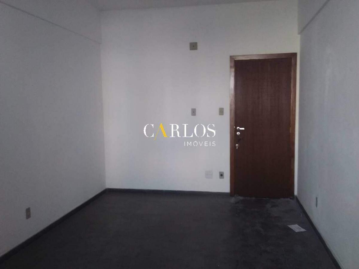 Sala, Centro