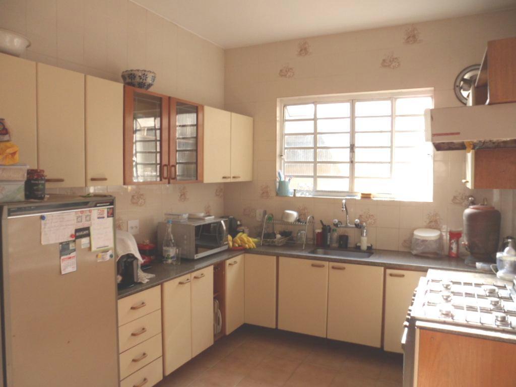 Casa, Gutierrez, 5 Quartos, 4 Vagas, 1 Suíte