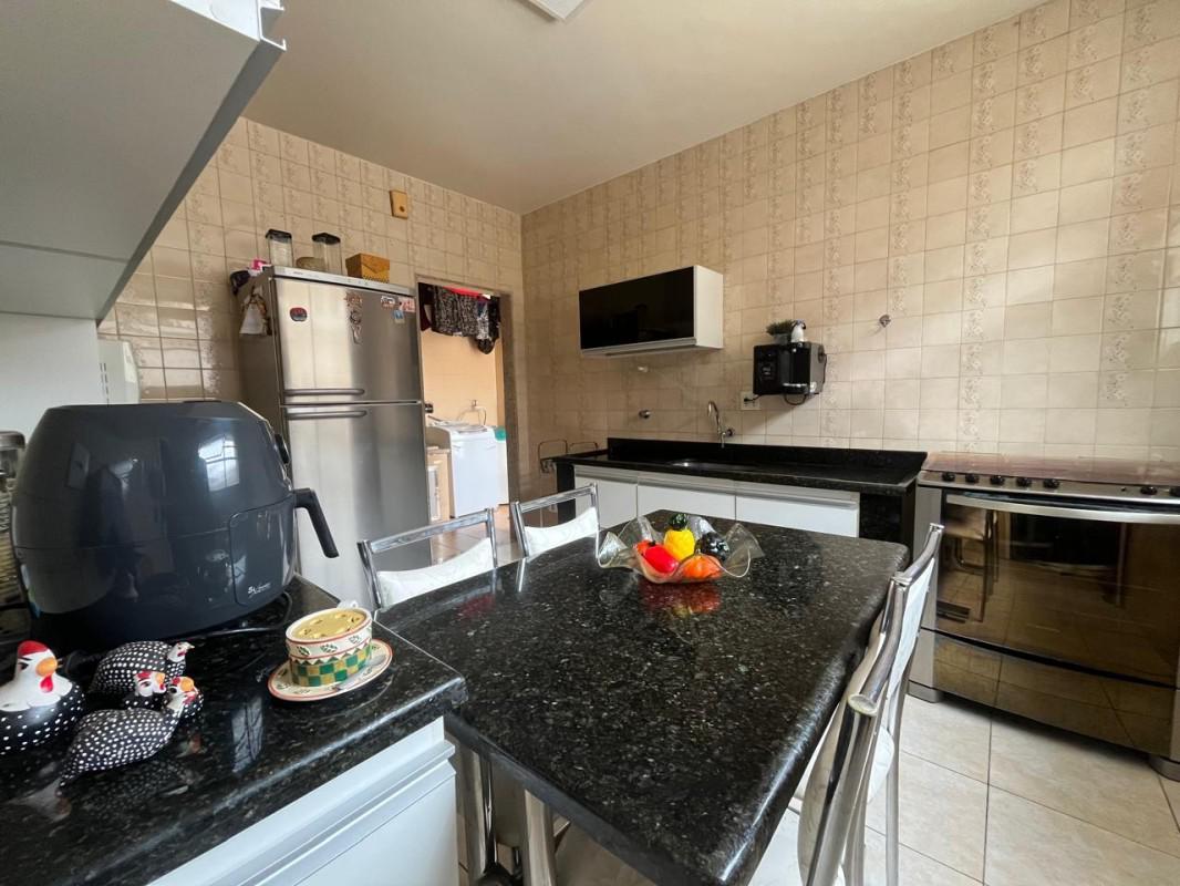 Casa, Alípio de Melo, 3 Quartos, 4 Vagas, 1 Suíte