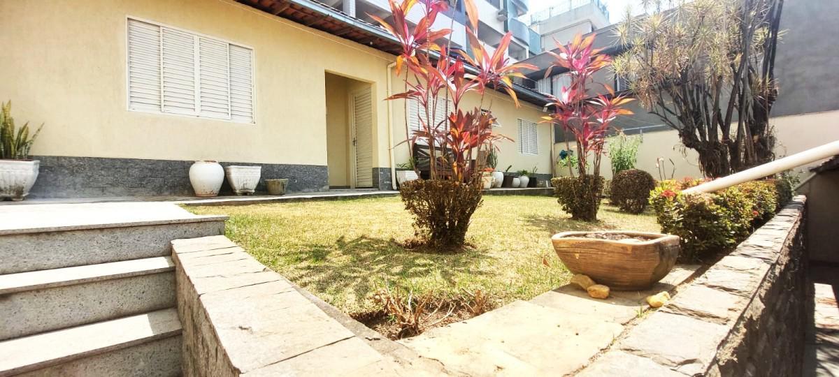 Casa, Coração Eucarístico, 3 Quartos, 4 Vagas, 1 Suíte