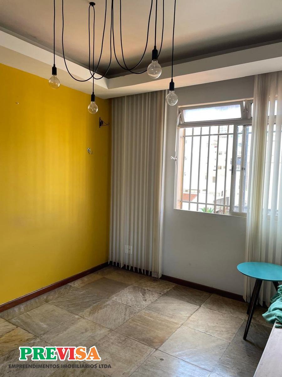 Apartamento, Sagrada Família, 2 Quartos, 1 Vaga, 1 Suíte