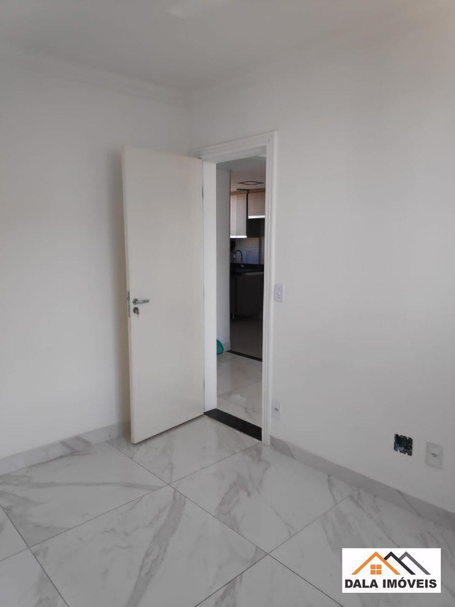 Apartamento, Jardim Vitória, 2 Quartos, 1 Vaga