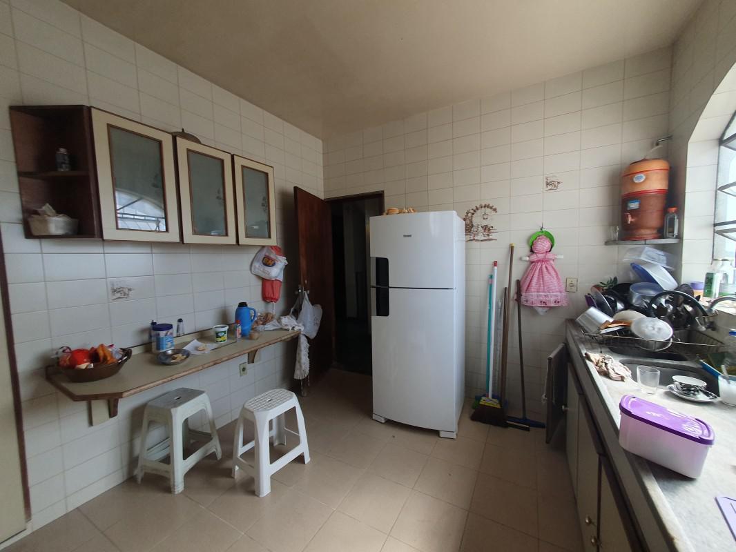 Casa, Jardim América, 4 Quartos, 4 Vagas, 1 Suíte