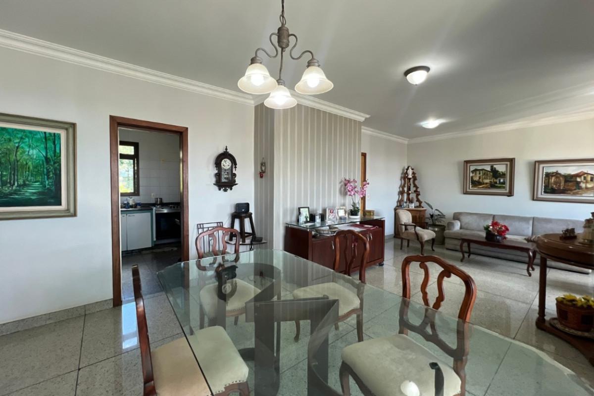 Apartamento, Sion, 4 Quartos, 3 Vagas, 1 Suíte