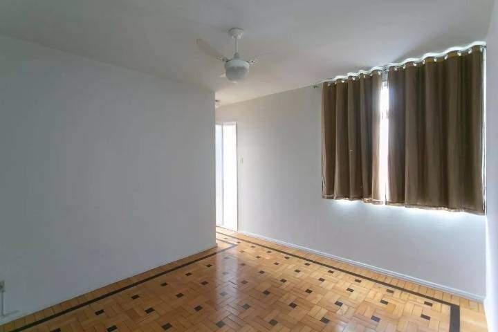 Apartamento, Floresta, 2 Quartos, 0 Vaga