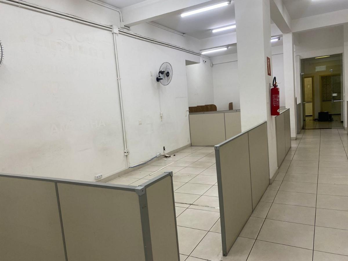 Prédio, Carlos Prates, 0 Quarto, 0 Vaga