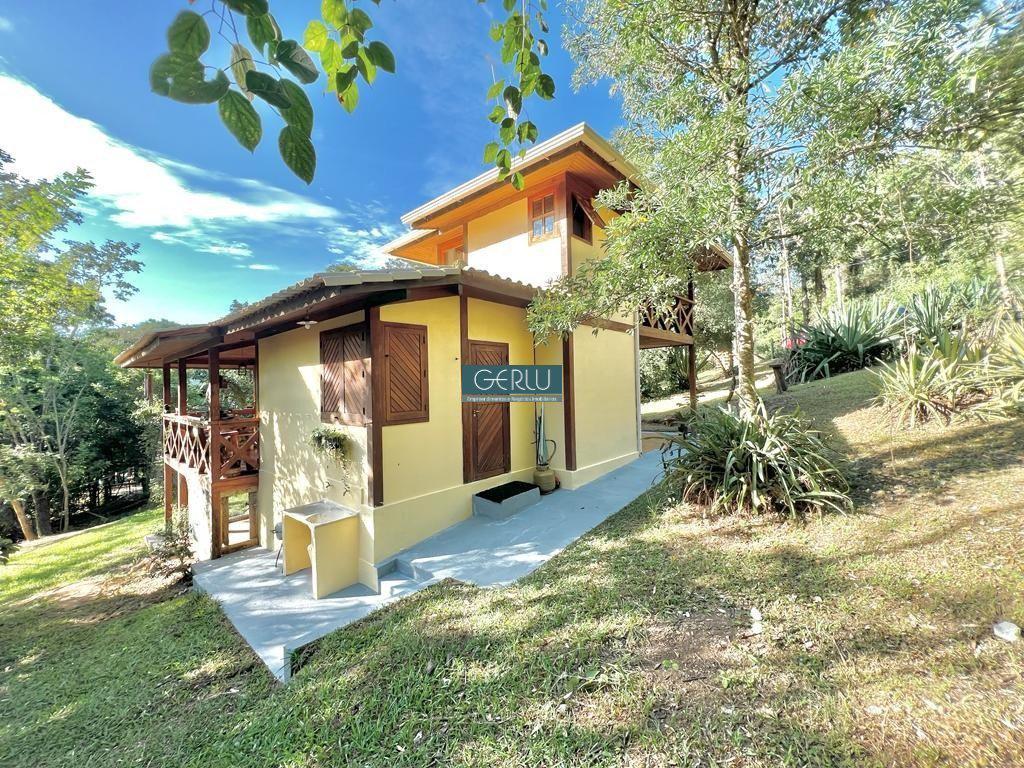 Casa em Condomínio, Gentileza, 4 Quartos, 2 Vagas, 1 Suíte