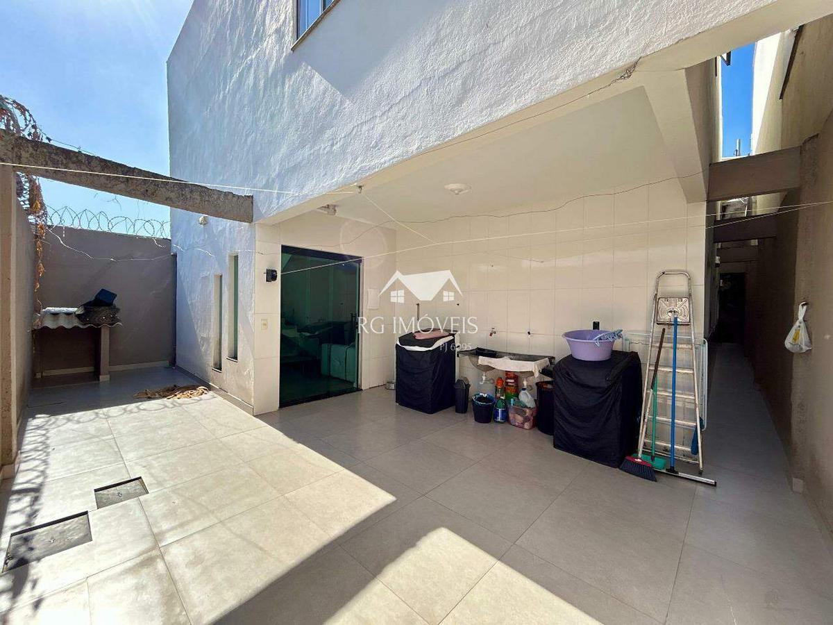 Casa, Eldorado, 4 Quartos, 4 Vagas, 1 Suíte