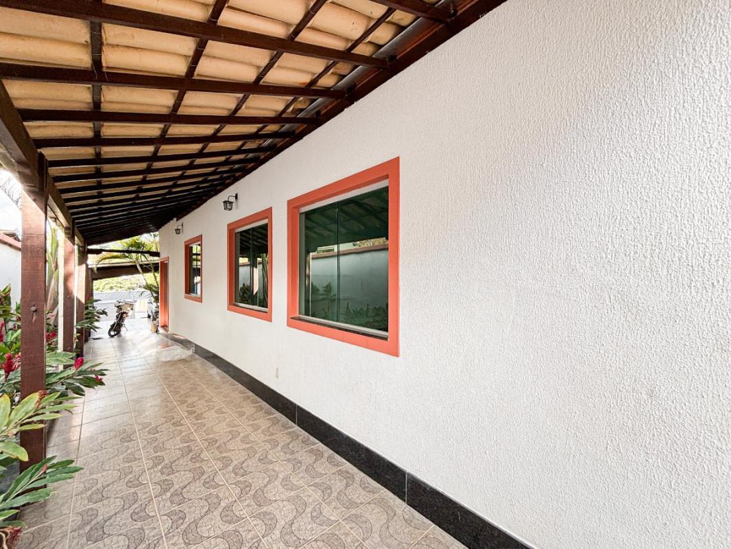 Casa, Braúnas, 4 Quartos, 4 Vagas, 1 Suíte