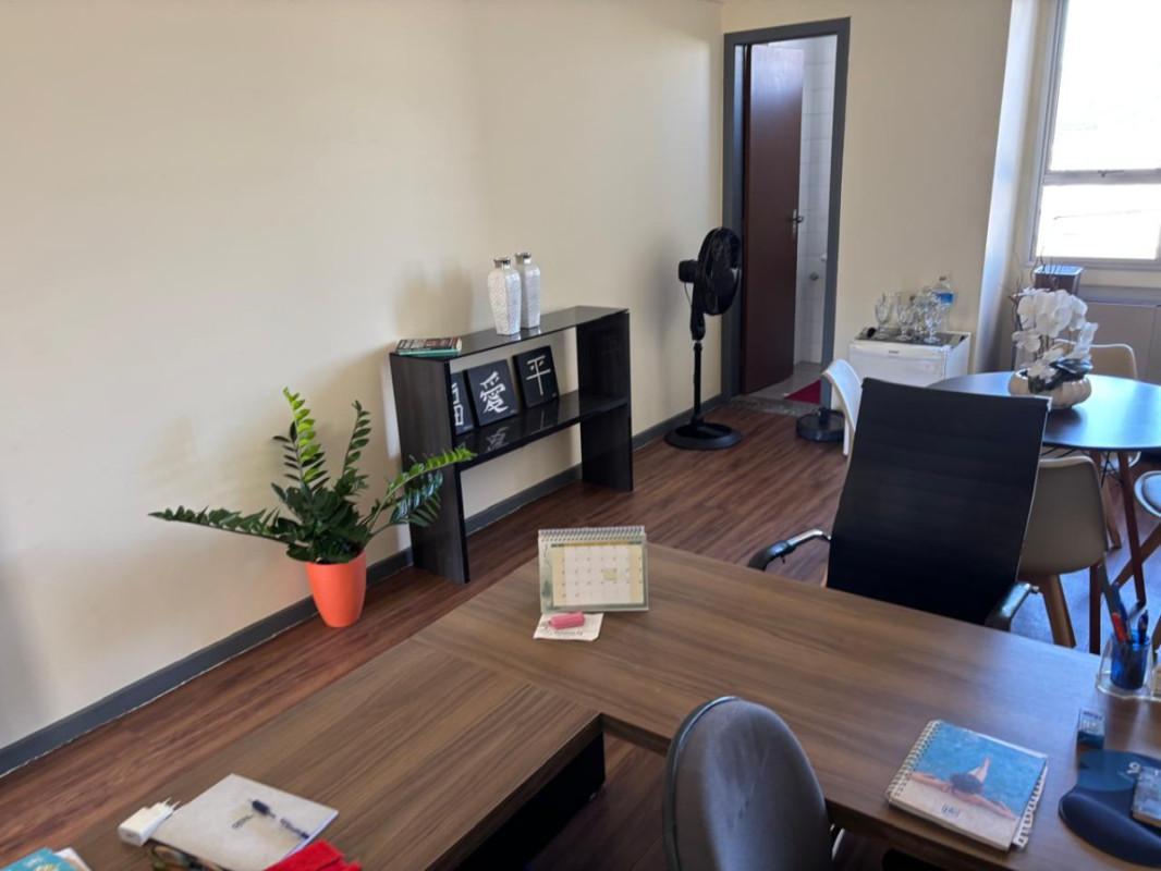 Sala, Estoril, 0 Quarto, 1 Vaga