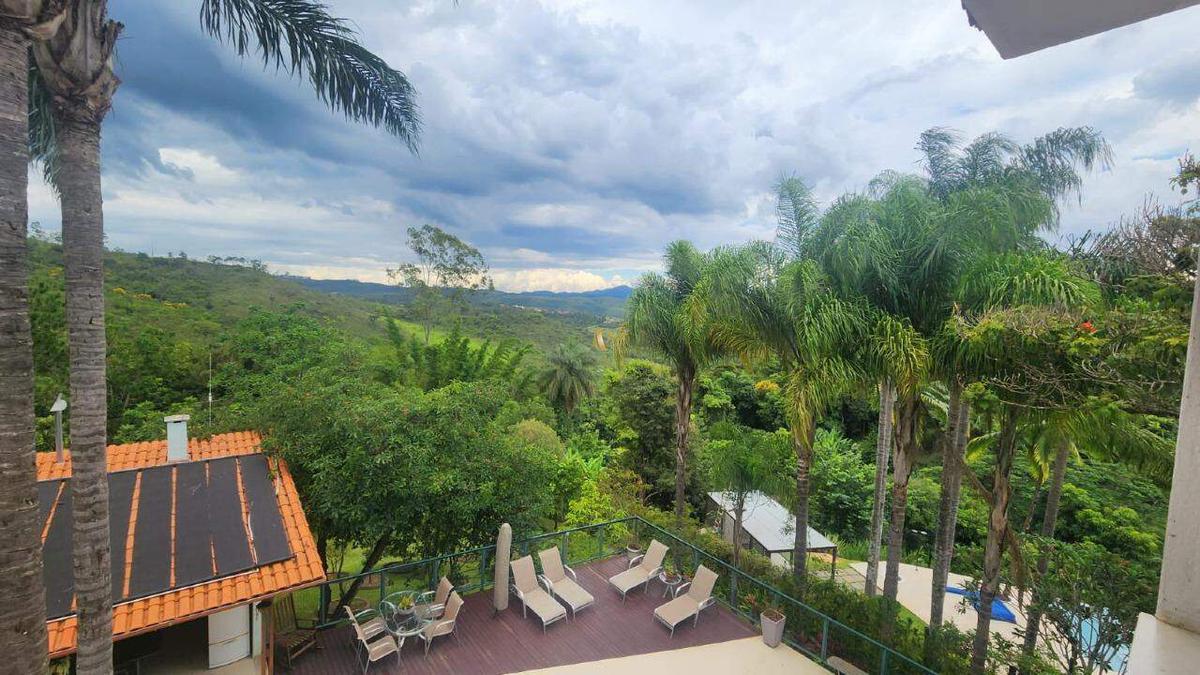 Casa, Canto das Águas, 5 Quartos, 2 Vagas, 4 Suítes