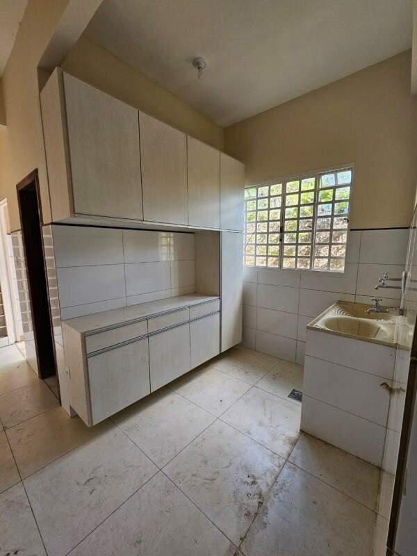 Casa, Camargos, 3 Quartos, 2 Vagas, 1 Suíte