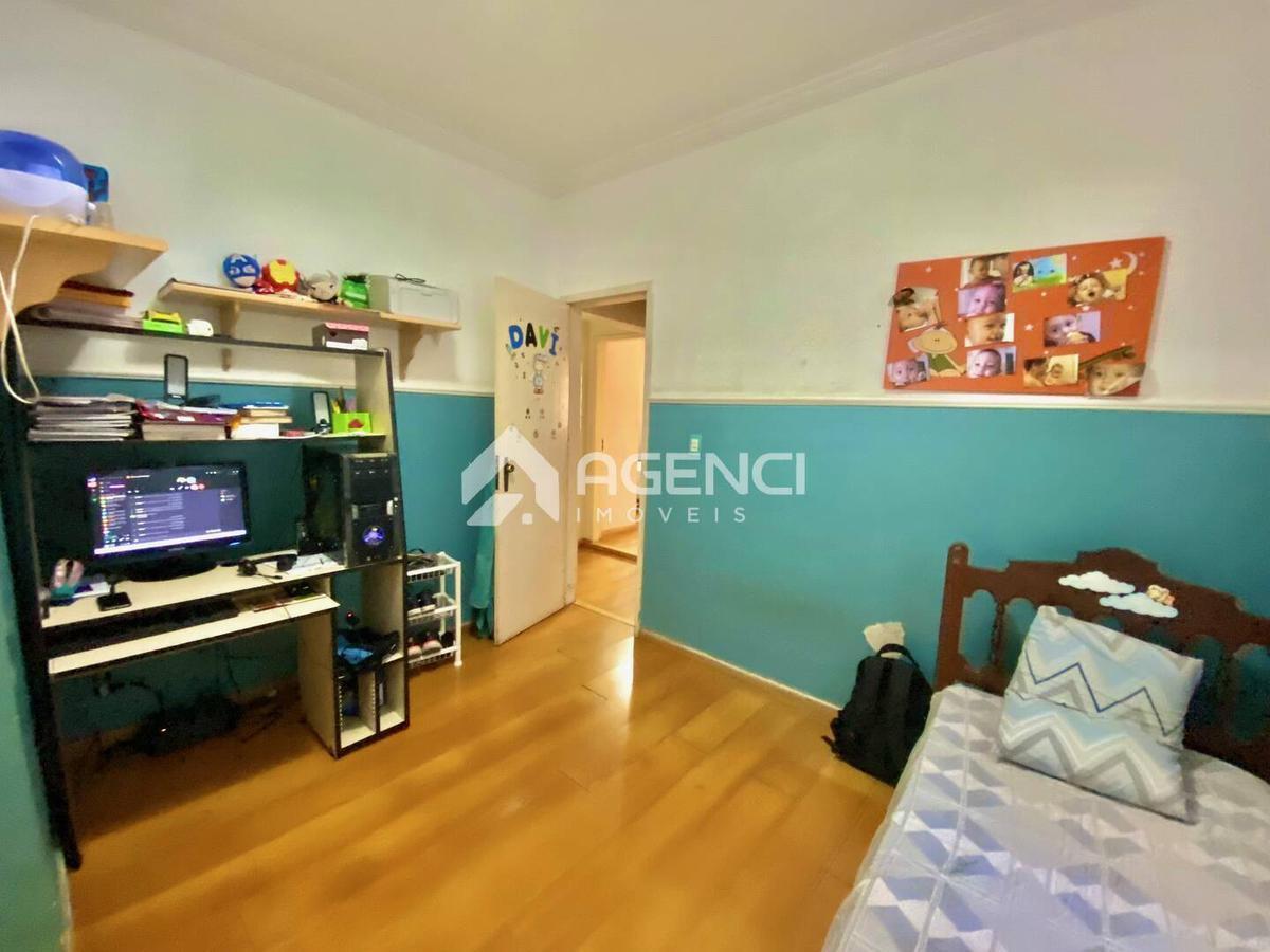 Casa, Camargos, 3 Quartos, 0 Vaga, 1 Suíte