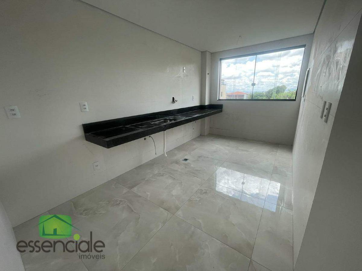 Cobertura, Amazonas, 3 Quartos, 2 Vagas, 1 Suíte