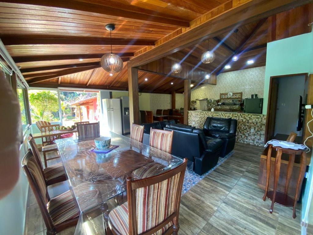 Fazenda, Ravena, 2 Quartos, 0 Vaga, 2 Suítes