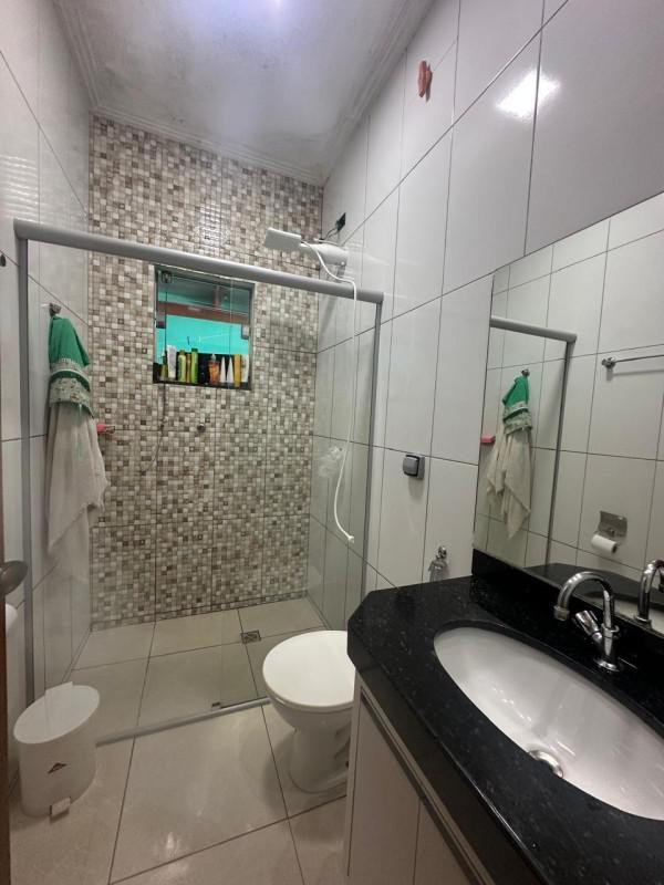 Casa, Centro, 3 Quartos, 2 Vagas