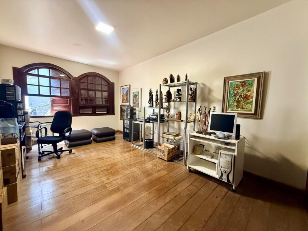 Casa, Santa Lúcia, 4 Quartos, 3 Vagas, 1 Suíte