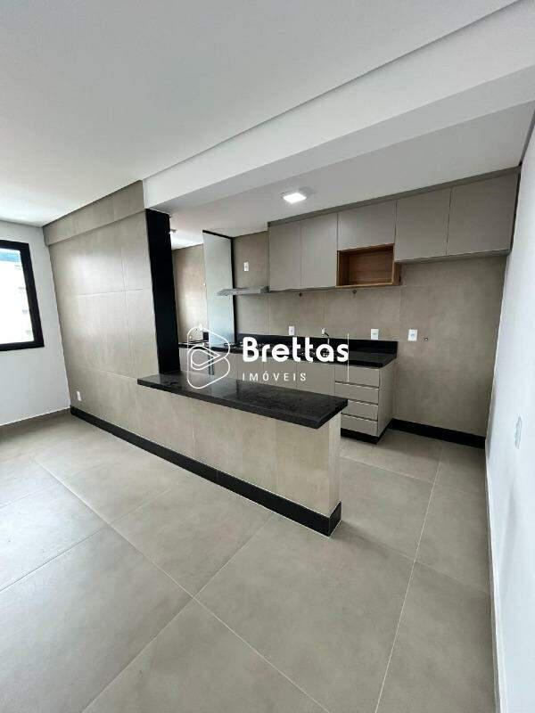 Apartamento, Centro, 2 Quartos, 1 Vaga, 1 Suíte