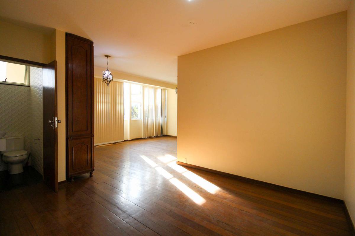 Apartamento, Funcionários, 4 Quartos, 2 Vagas, 1 Suíte