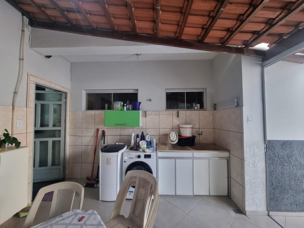 Casa, Jardim Riacho das Pedras, 3 Quartos, 8 Vagas, 2 Suítes