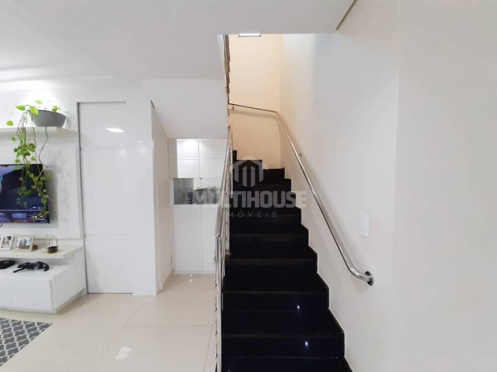 Casa, Trevo, 3 Quartos, 0 Vaga, 1 Suíte