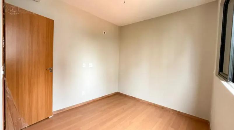 Apartamento, Funcionários, 2 Quartos, 1 Vaga