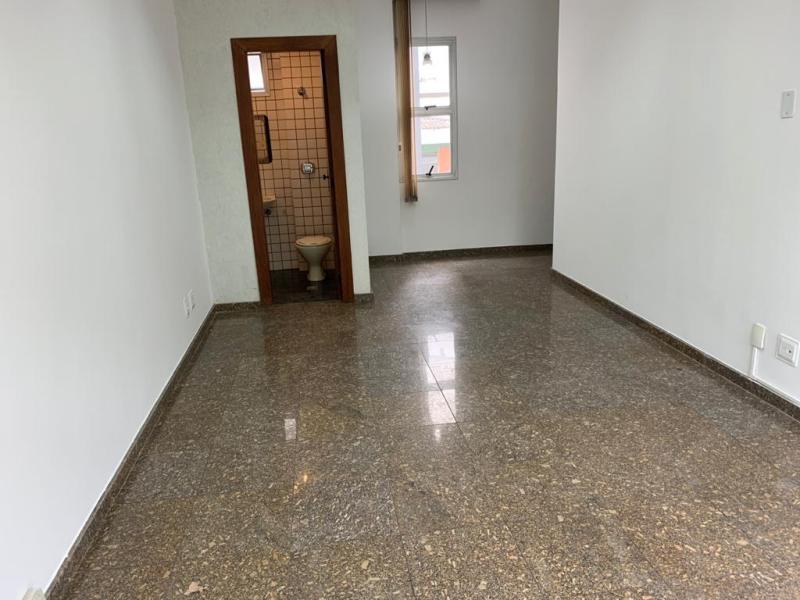 Sala, Funcionários, 1 Quarto, 0 Vaga